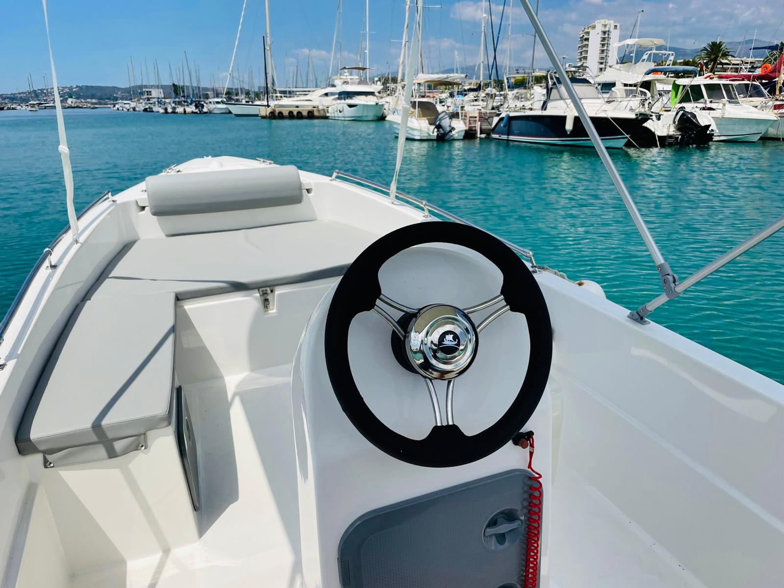 Bateau sans permis – vue 4